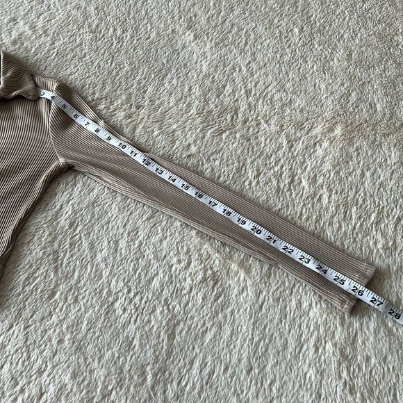 H&M long sleeve crop top tan size xs - Picture 13 of 16